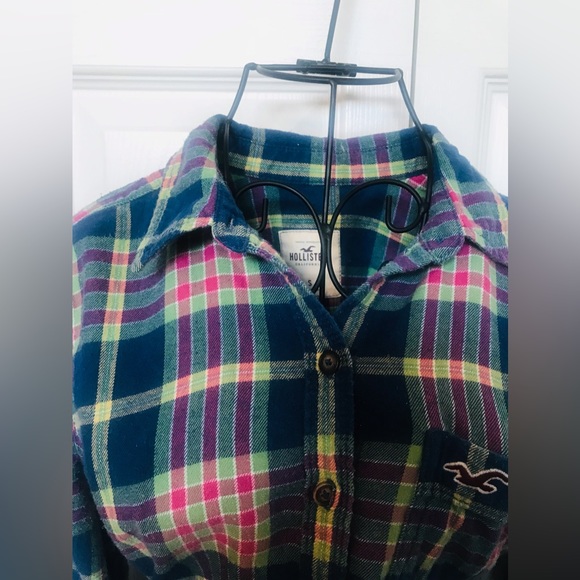 EUC Hollister Flannel. Small. - Picture 5 of 6